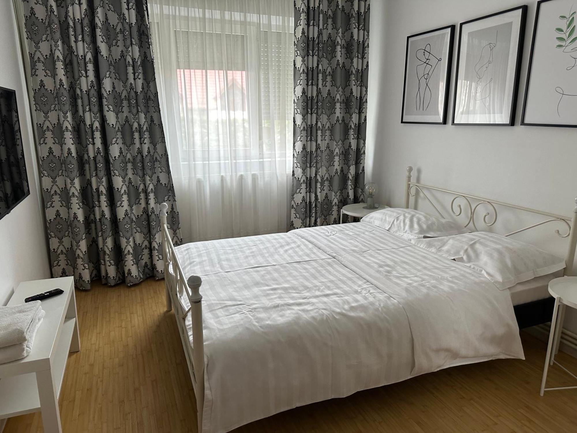 White Glamour Buzău Exterior foto